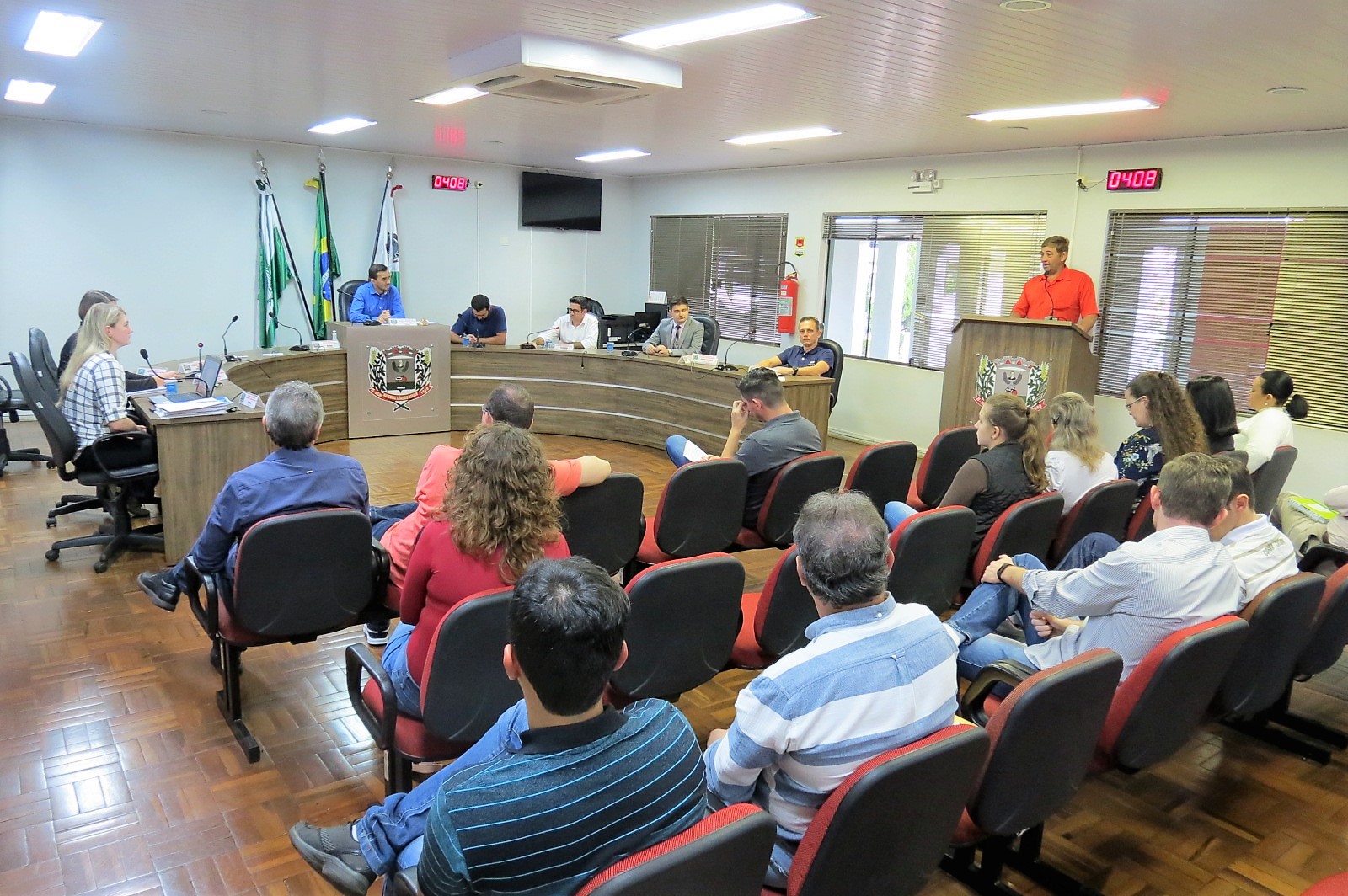 Vereadores cobram mais médicos para atendimento de pediatria no município